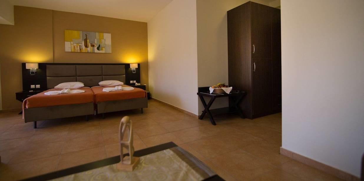 Aphrodite Hotel Mithimna Extérieur photo