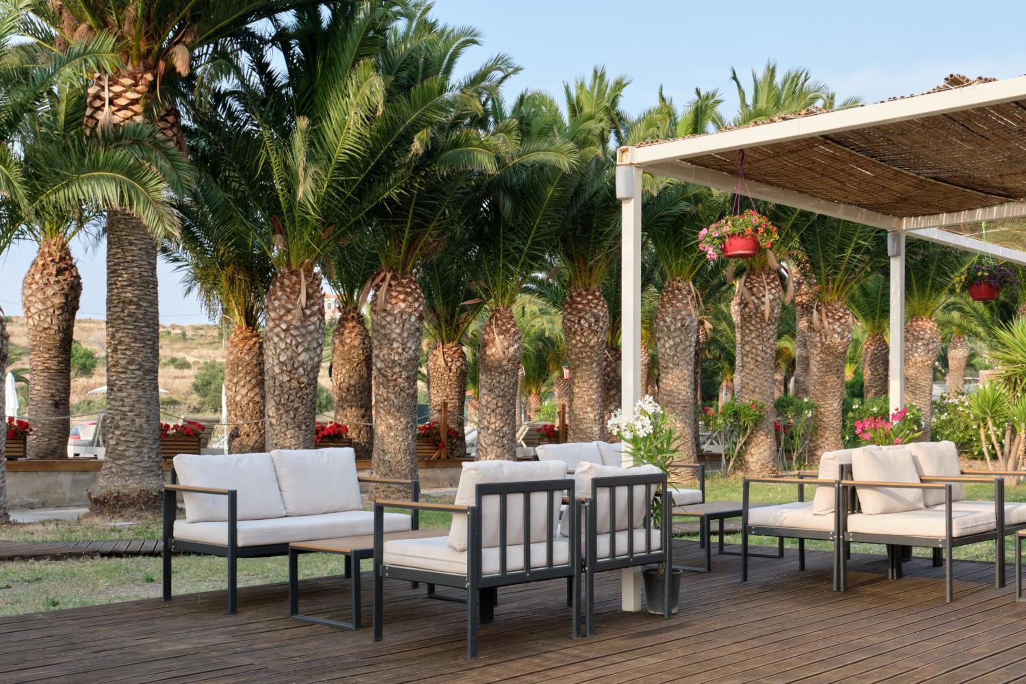 Aphrodite Hotel Mithimna Extérieur photo