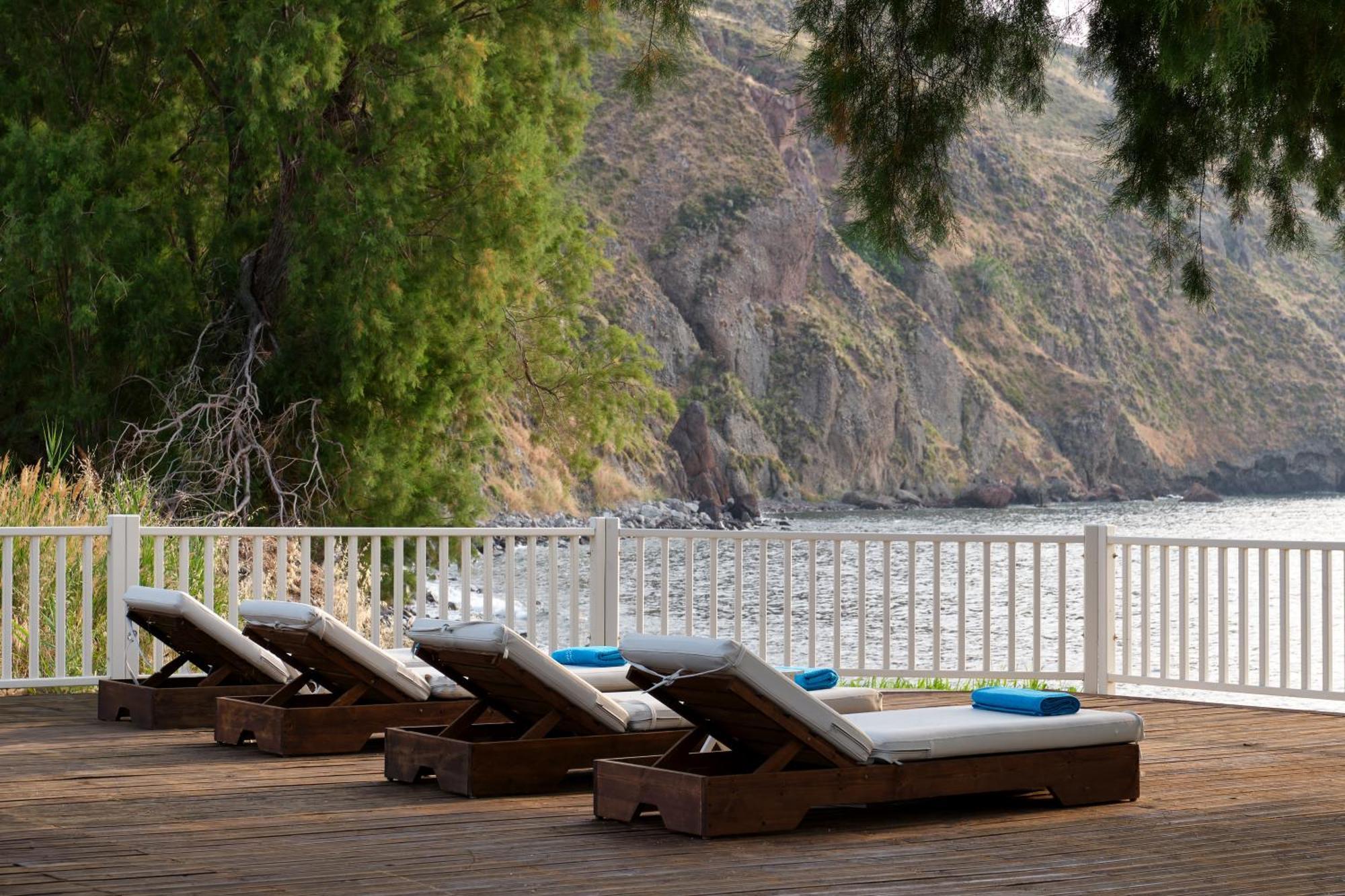 Aphrodite Hotel Mithimna Extérieur photo