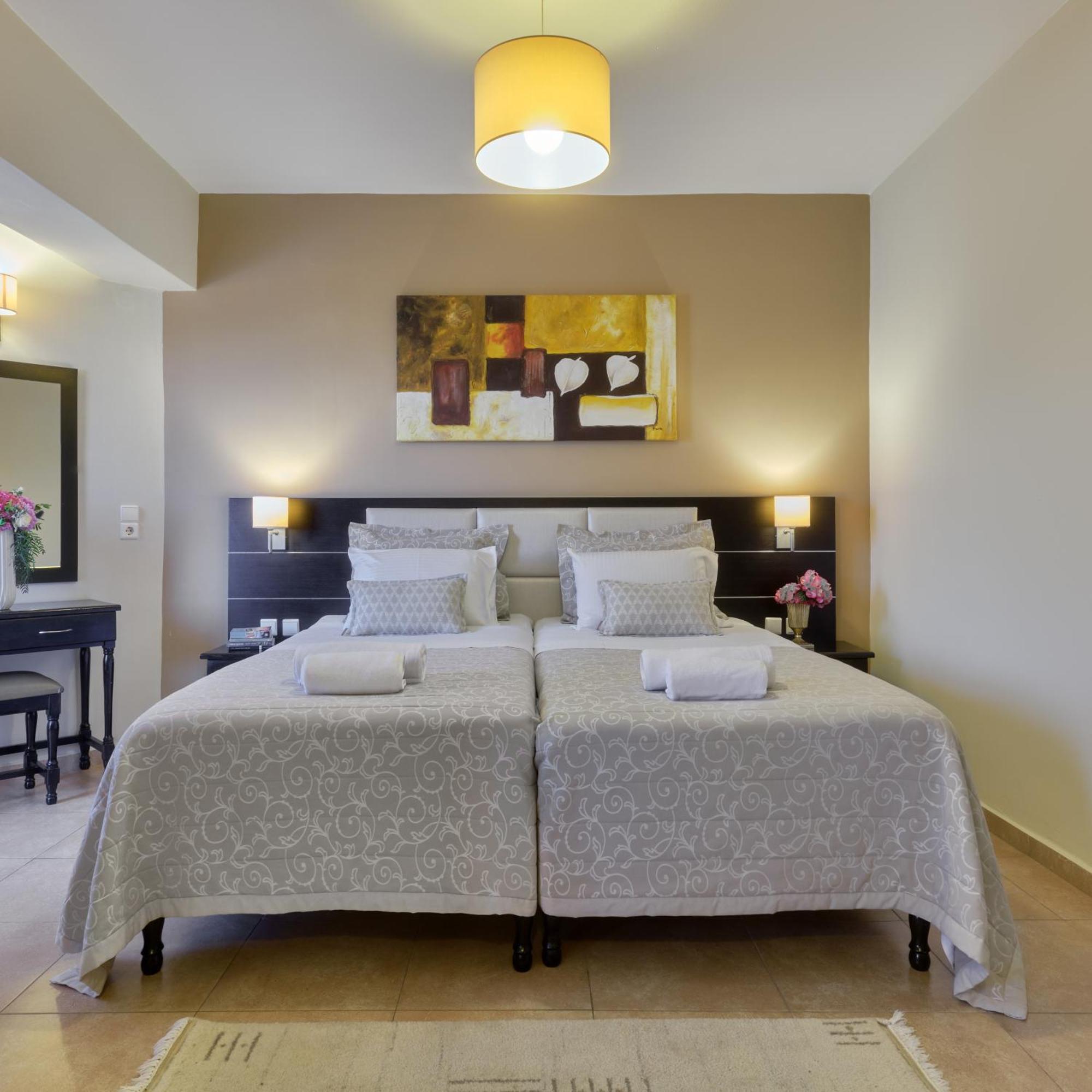 Aphrodite Hotel Mithimna Extérieur photo