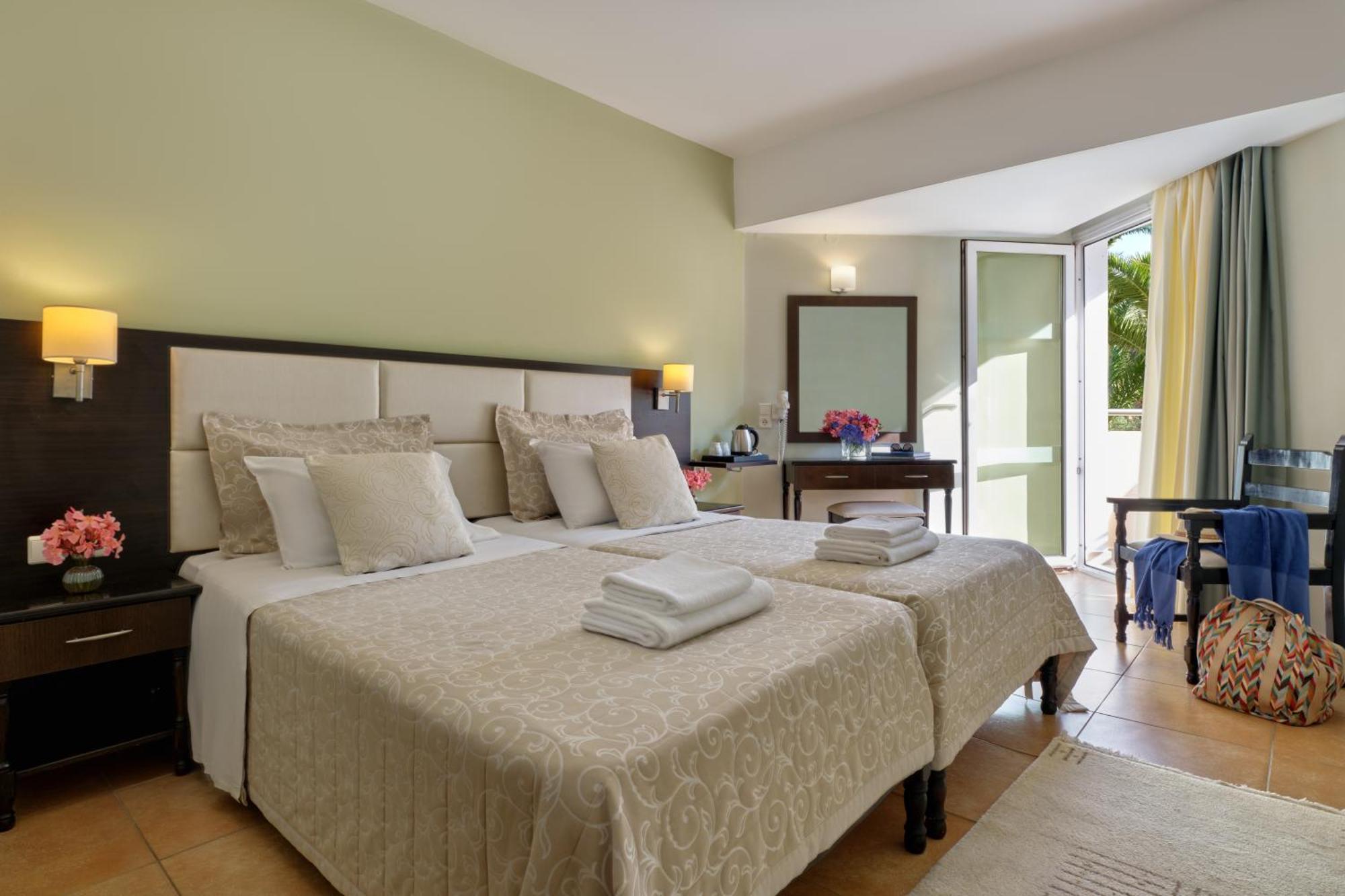 Aphrodite Hotel Mithimna Chambre photo