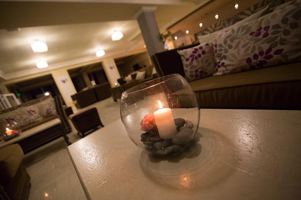 Aphrodite Hotel Mithimna Extérieur photo